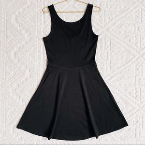 Divided Black Size 4 Tennis Dress With Cutout Back